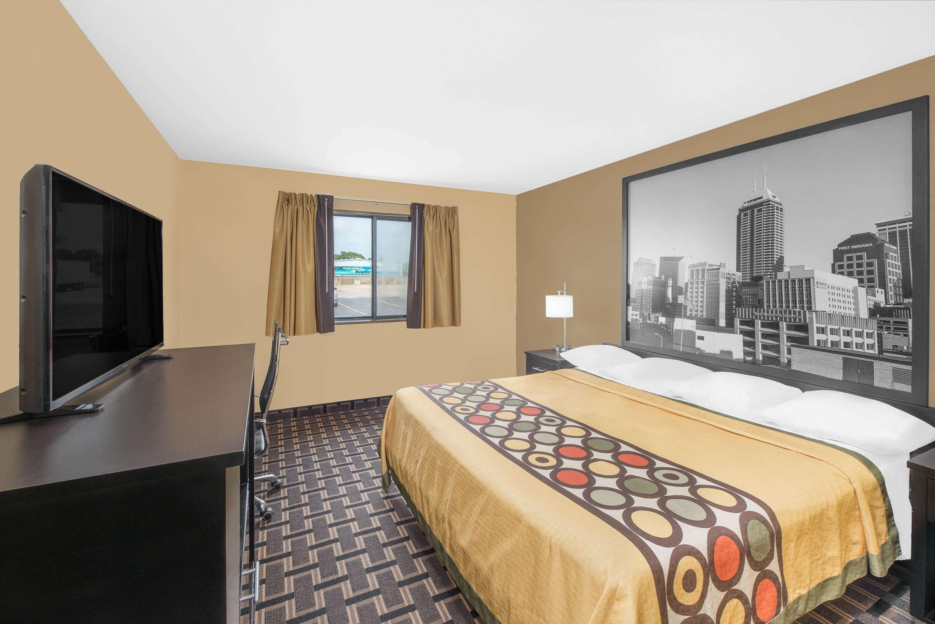 Super 8 By Wyndham Terre Haute Bagian luar foto